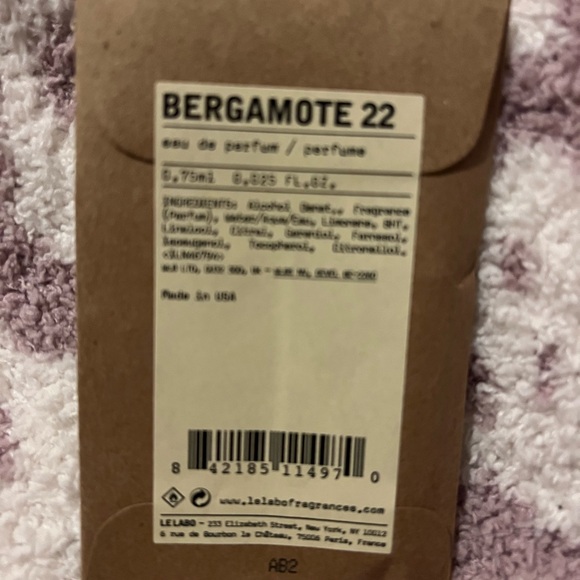 Le Labo Fragrance Sample Set - Picture 5 of 7